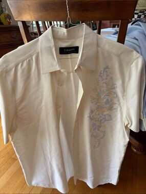 Cream Short-Sleeve Button-Down Shirt with Floral Accent
